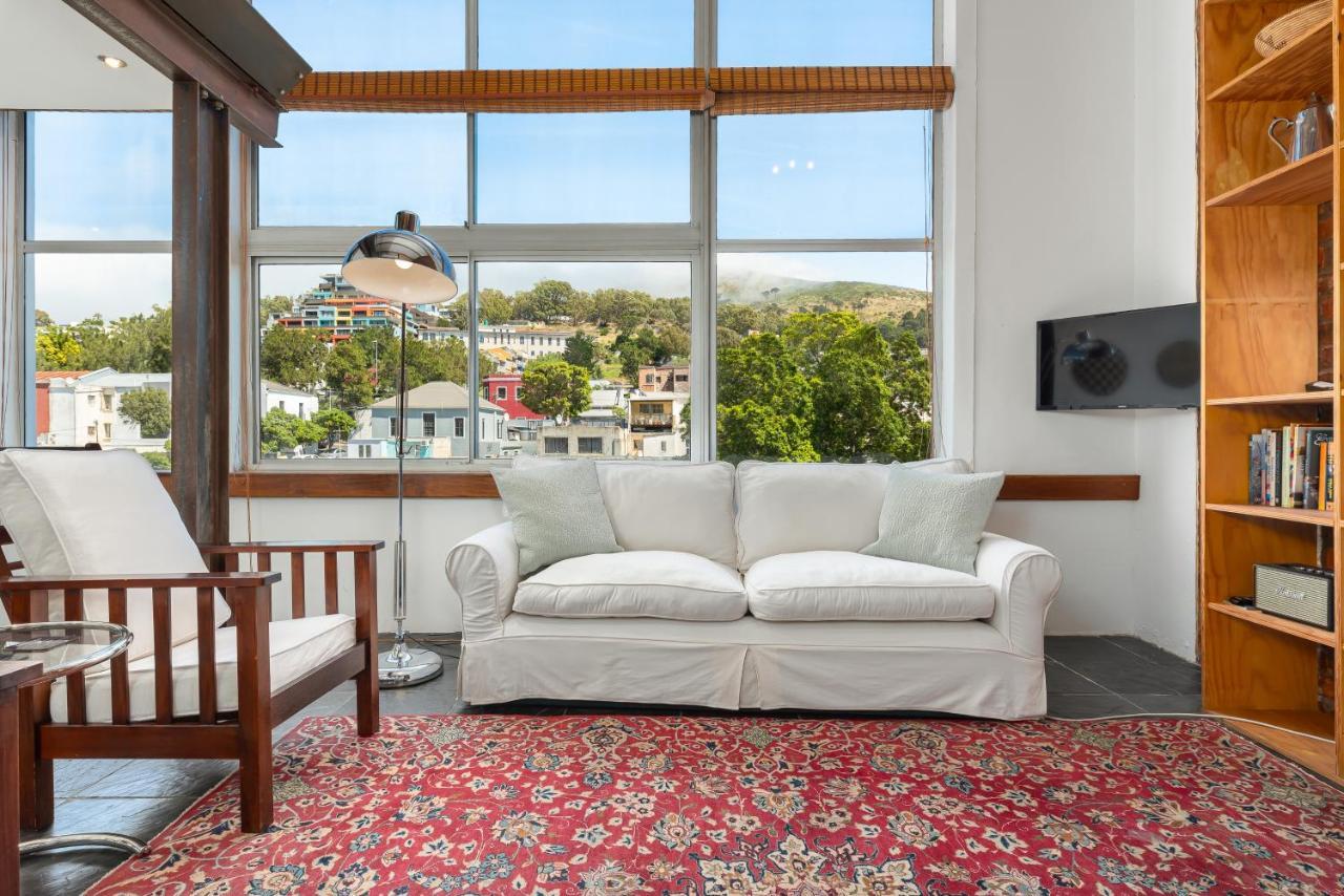 Westside 311 Apartment *